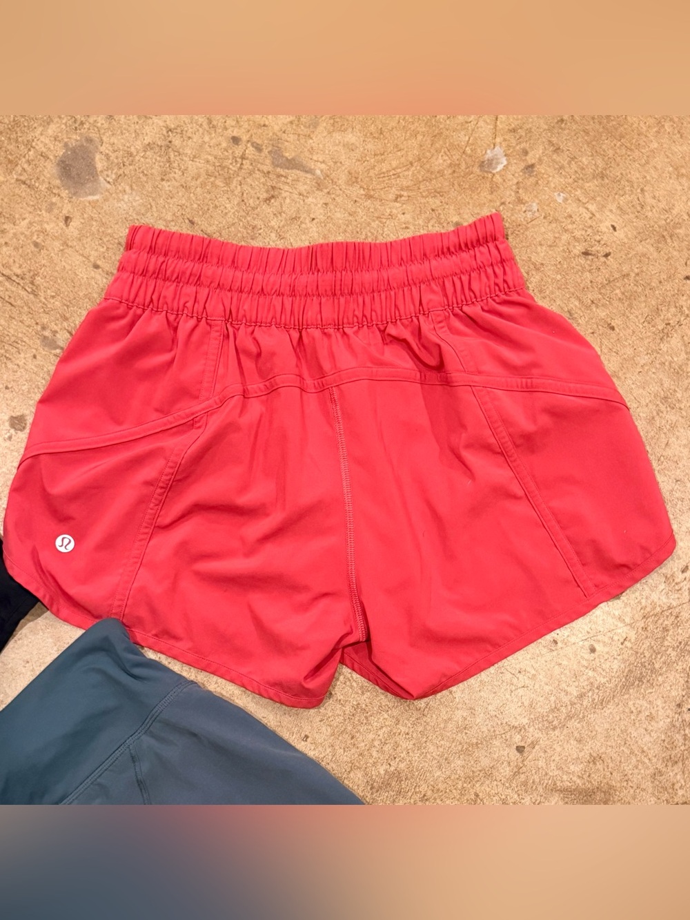 Lot 5 Lululemon Tracker Short V *4"/Lululemon Run Times Short *4-way Stretch (6) - Picture 4 of 12